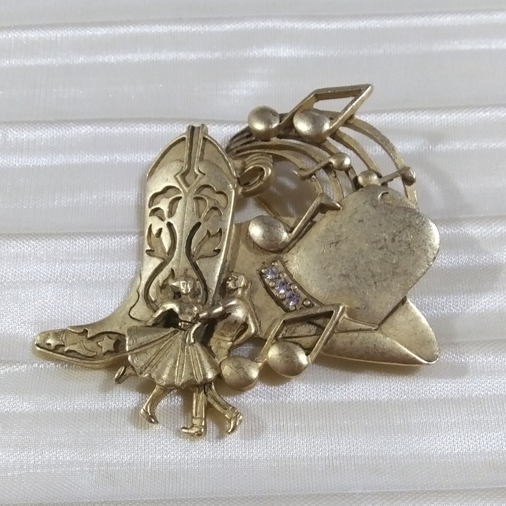 Vintage dancing cowboy & cowgirl brooch pin